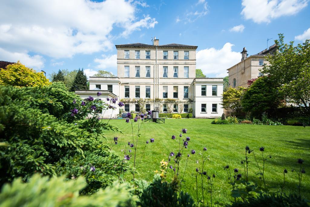 The Ayrlington Guesthouse Bath Exterior foto The former Royal Samaritan Hospital